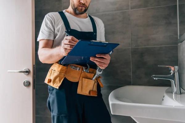 Top Reasons to Hire a Professional Plumber